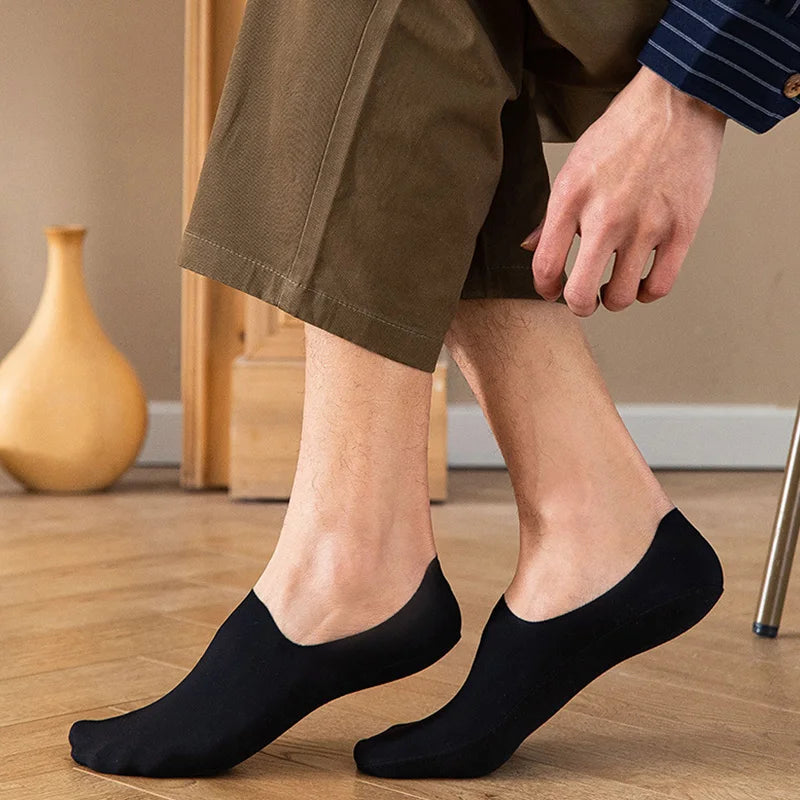 2024 New Summer Invisible Socks For Male Nylon Ice Silk Non-slip Socks No Trace Casual Breathable Sokken Classic Men's Socks