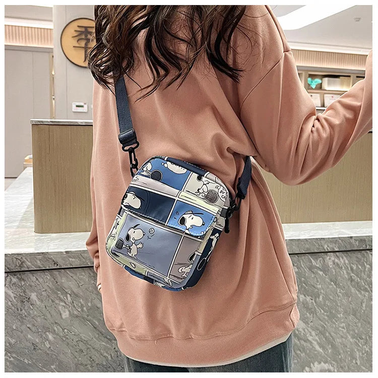 Snoopy Women Canvas Zipper Bag Preppy Style Student Tote Shoulder Messenger Bag Small Canvas Bag Satchel Travel Purse Handbag