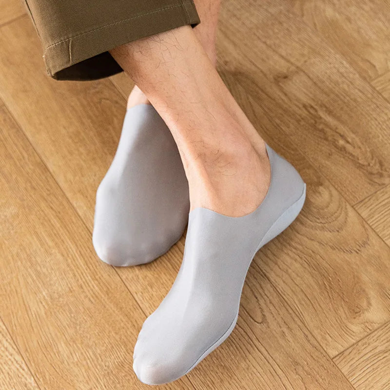 2024 New Summer Invisible Socks For Male Nylon Ice Silk Non-slip Socks No Trace Casual Breathable Sokken Classic Men's Socks