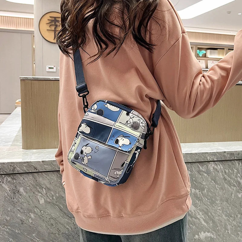 Snoopy Women Canvas Zipper Bag Preppy Style Student Tote Shoulder Messenger Bag Small Canvas Bag Satchel Travel Purse Handbag