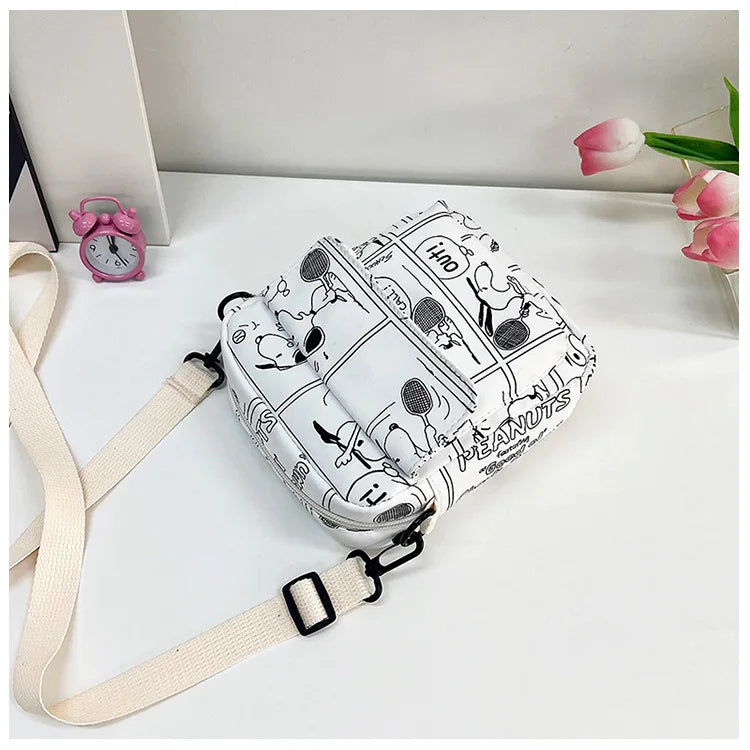 Snoopy Women Canvas Zipper Bag Preppy Style Student Tote Shoulder Messenger Bag Small Canvas Bag Satchel Travel Purse Handbag