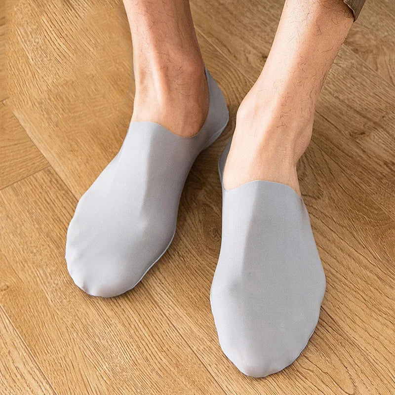 2024 New Summer Invisible Socks For Male Nylon Ice Silk Non-slip Socks No Trace Casual Breathable Sokken Classic Men's Socks