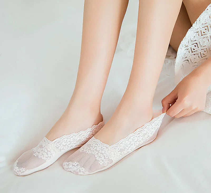 Summer Woman Socks Lace Invisible Short No-Show Boat Socks Low Top Ankle Socks Summer Cotton Transparent White Low Cut Boat Sock