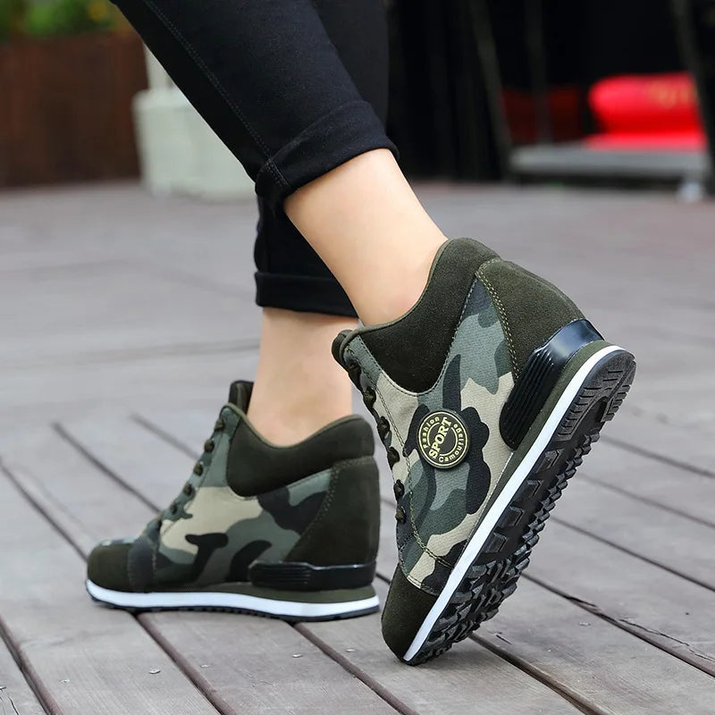 2022 Spring High Top Wedge Platform Sneakers Women Casual Shoes Hidden Heels Ladies Sneakers Camouflage Women Shoes Basket Femme