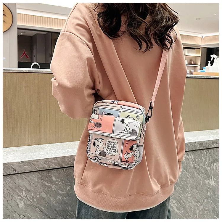 Snoopy Women Canvas Zipper Bag Preppy Style Student Tote Shoulder Messenger Bag Small Canvas Bag Satchel Travel Purse Handbag