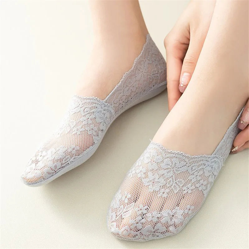 Summer Woman Socks Lace Invisible Short No-Show Boat Socks Low Top Ankle Socks Summer Cotton Transparent White Low Cut Boat Sock