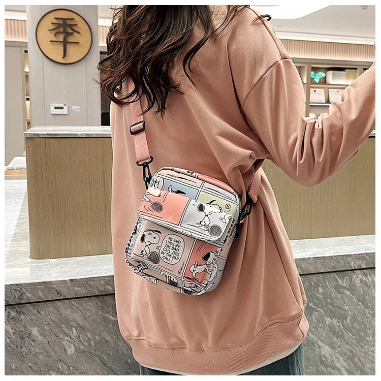 Snoopy Women Canvas Zipper Bag Preppy Style Student Tote Shoulder Messenger Bag Small Canvas Bag Satchel Travel Purse Handbag