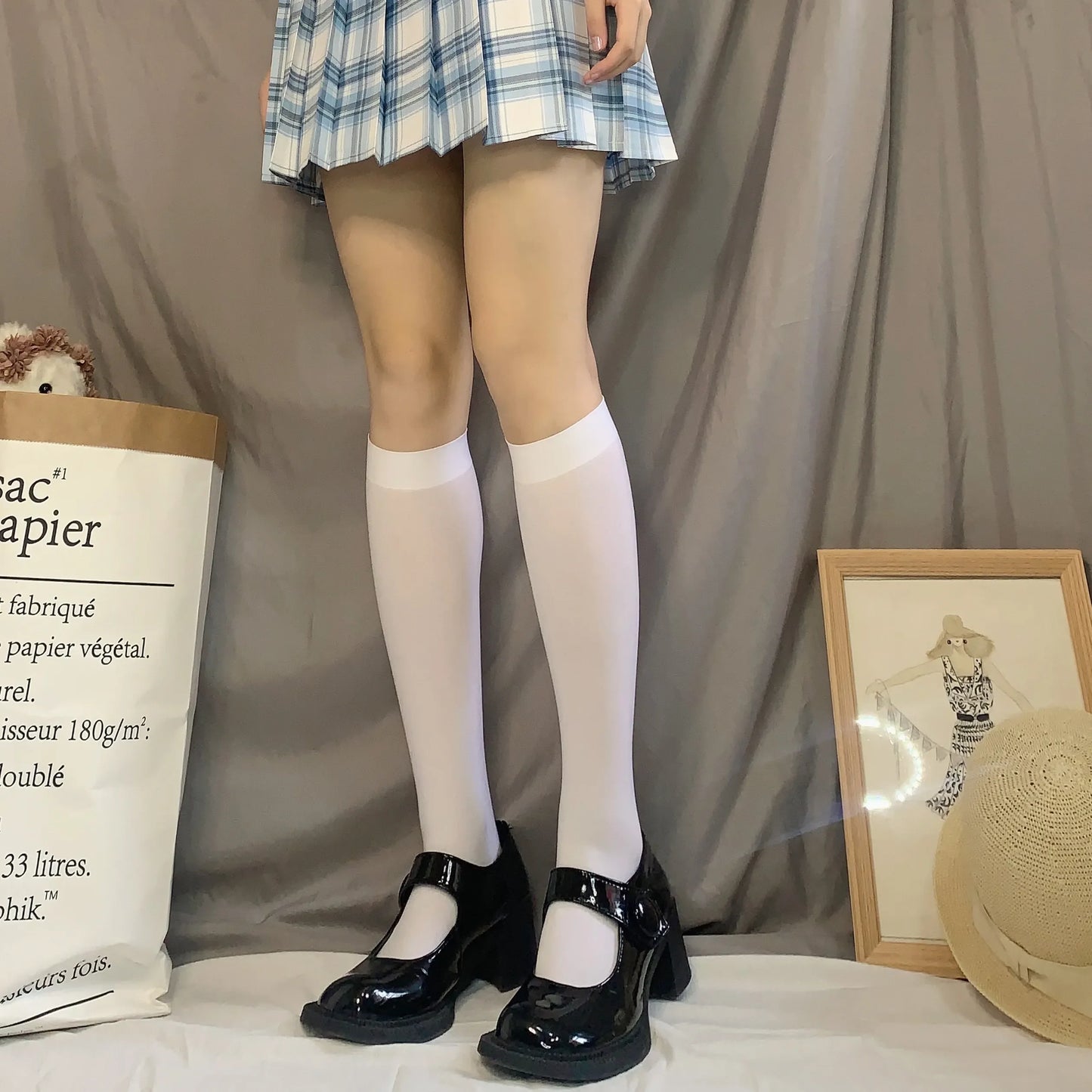 Fashion Woman Socks Cute Black White Velvet Lolita Long Socks Solid Color Knee High Socks Kawaii Cosplay JK Sexy Nylon Stockings