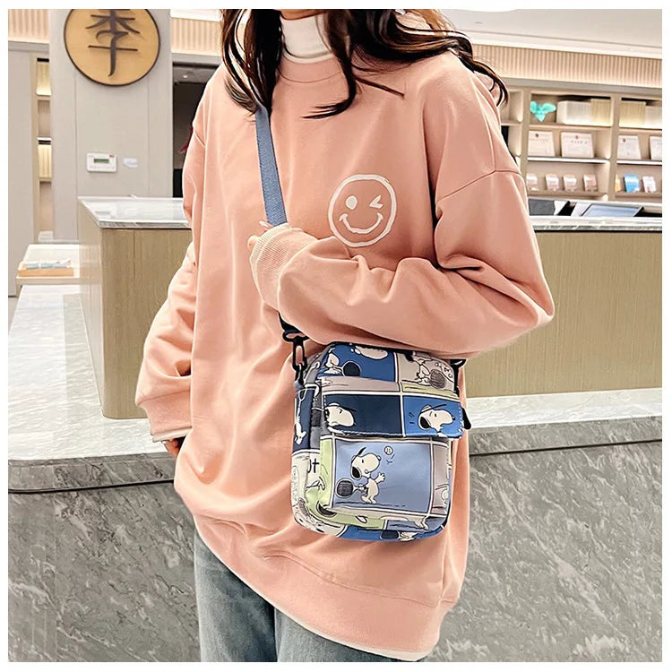 Snoopy Women Canvas Zipper Bag Preppy Style Student Tote Shoulder Messenger Bag Small Canvas Bag Satchel Travel Purse Handbag