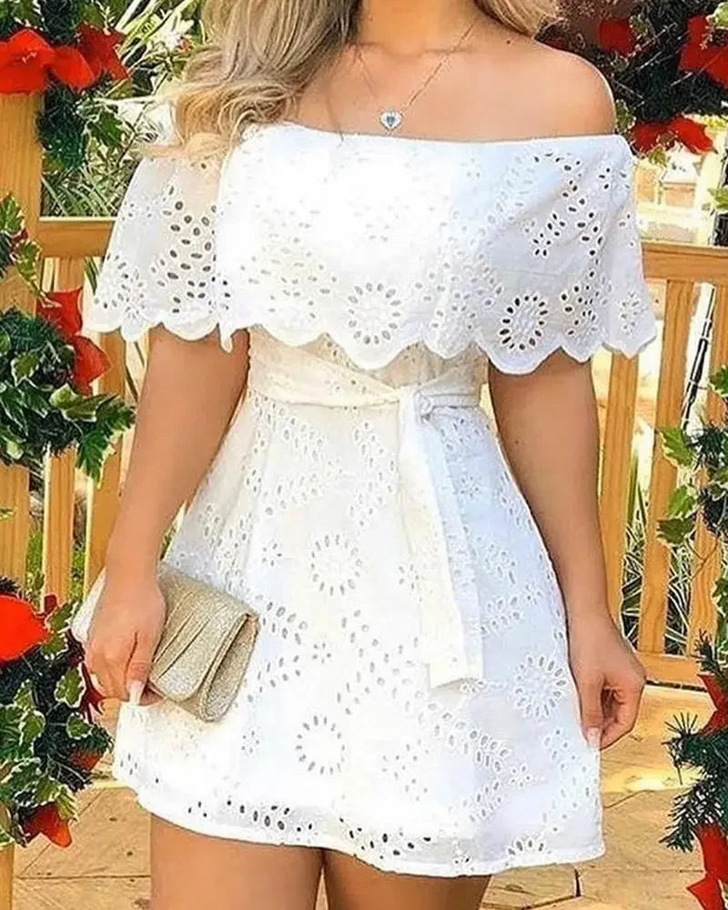 Summer Hollow Out White Dress Women 2023 New Fashion Off Shoulder Lace Up Mini Dress Fashion Lace Splicing Holiday Long Dresses