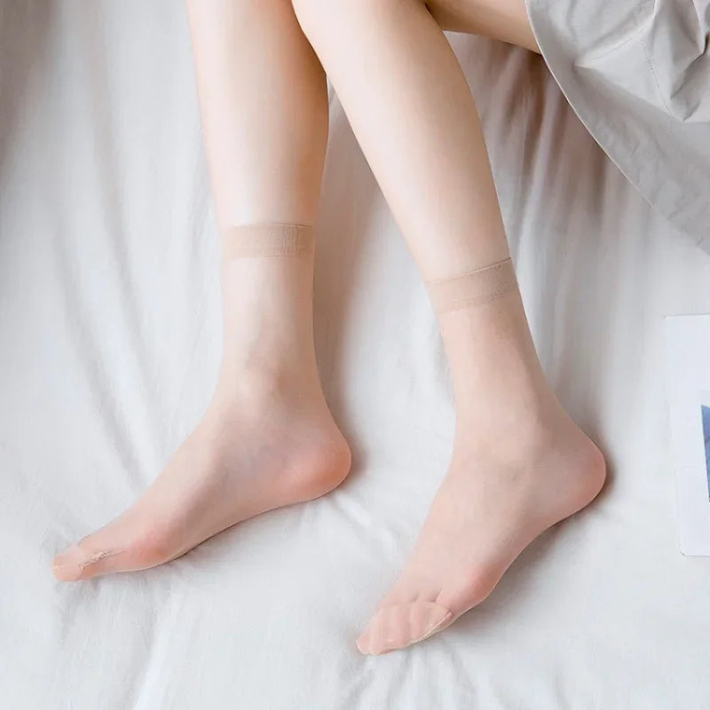 Short Women Summer Ultra Thin Transparent Crystal Silk Sock Sexy Elastic Silky Girl Fashion Ankle Socks Sheer High Quantity Sock