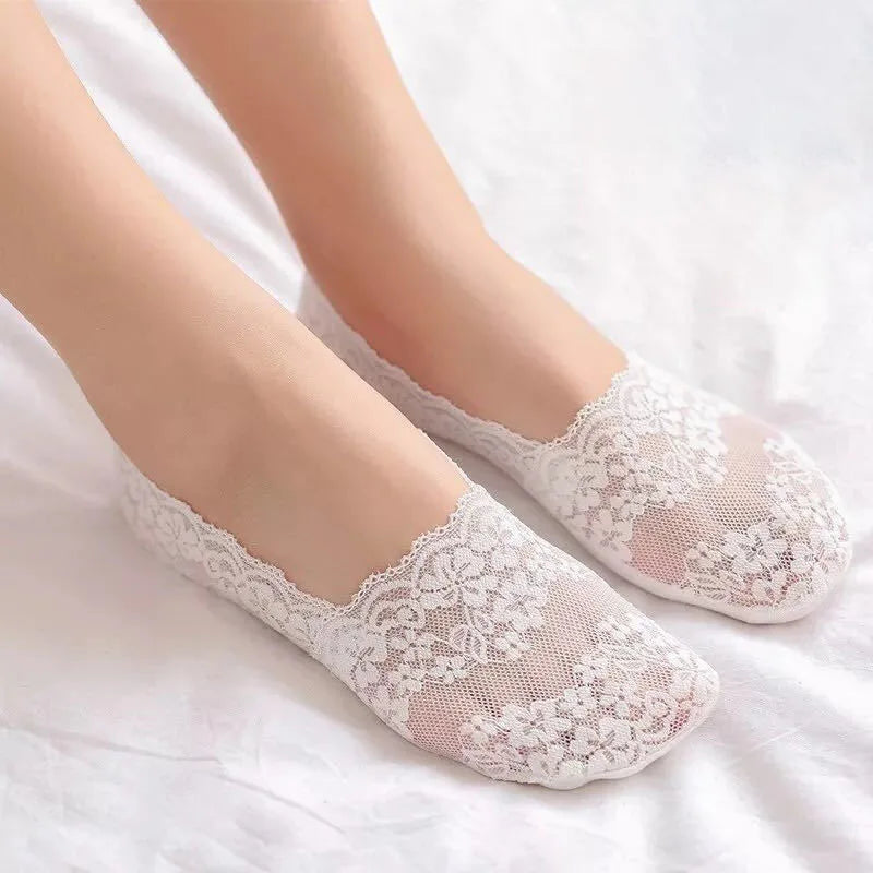 Summer Woman Socks Lace Invisible Short No-Show Boat Socks Low Top Ankle Socks Summer Cotton Transparent White Low Cut Boat Sock