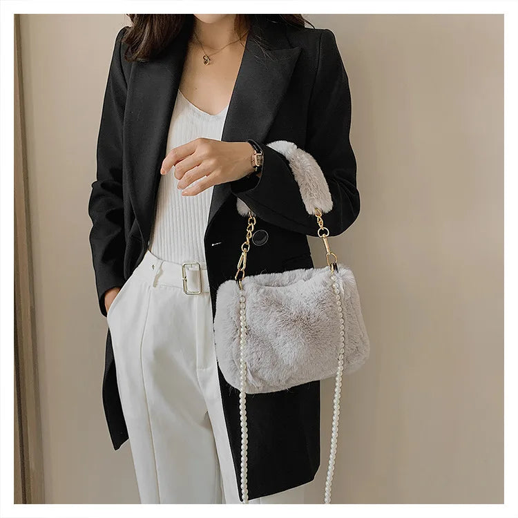 Autumn And Winter Plush Handbag For Woman New Small Chain Crossbody Bag Fashion Small Square Bag Single Shoulder Bag