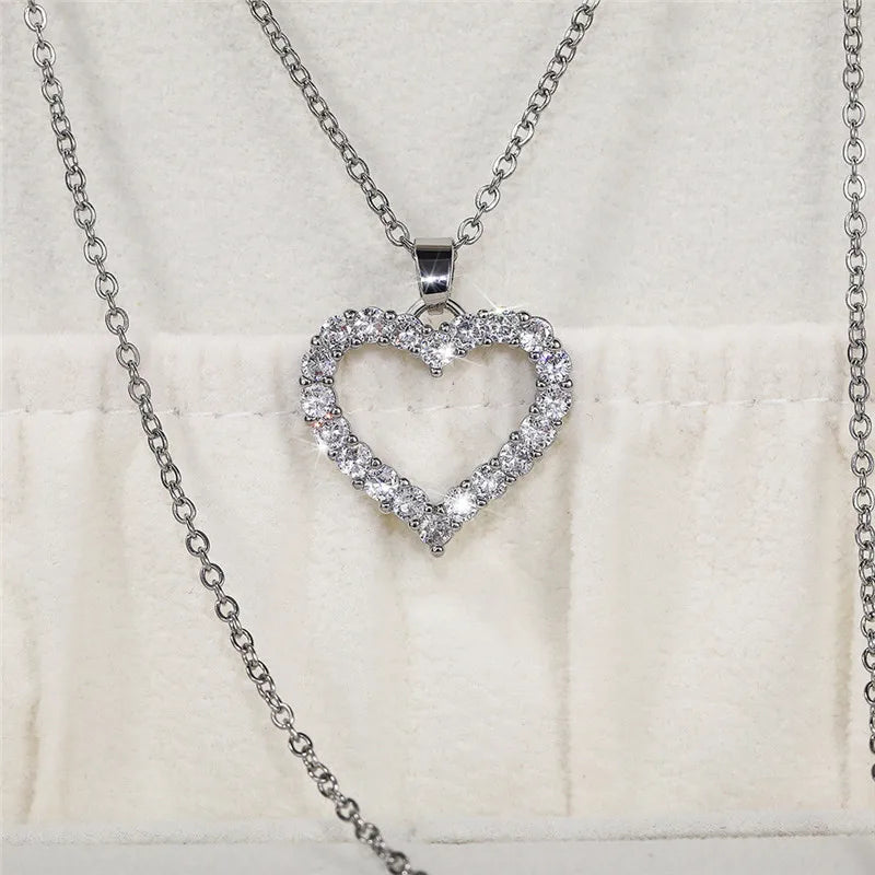 Huitan Bling Bling Princess Heart Pendant Necklace Silver Color Romantic Wedding Engagement Necklaces Trendy Jewelry for Women