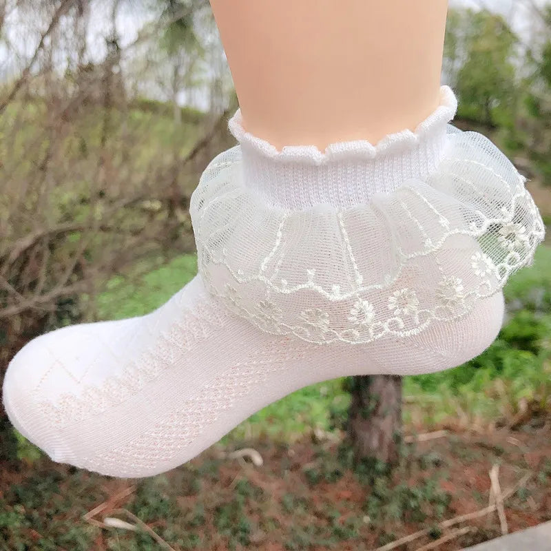 Spring Summer Breathable Cotton Lace Ruffle Princess Cute Thin Mesh Socks Children Ankle Short Sock Solid White Baby Girls Kids
