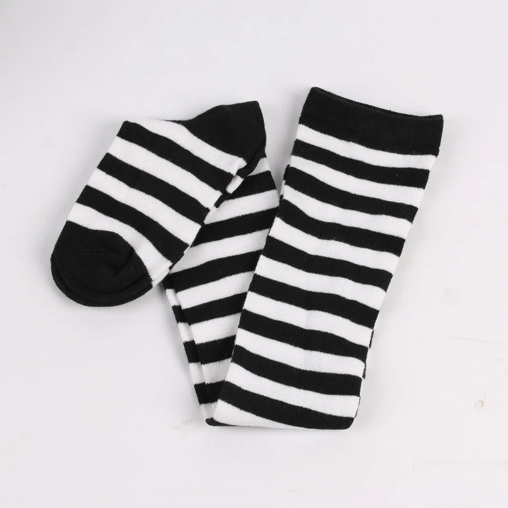 Color Striped Stockings Japanese Over Knee Socks Fashion Women Keep Warm Soks Sexy Slim Long Soks Black White Striped Hosiery