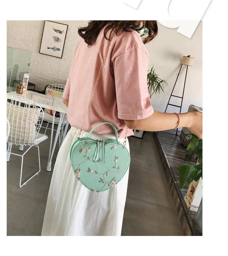 Female Sweet Lace Heart Round Handbags High Quality PU Leather Cross Body Bags for Women Small Fresh Flower Chain Shoulder Bags