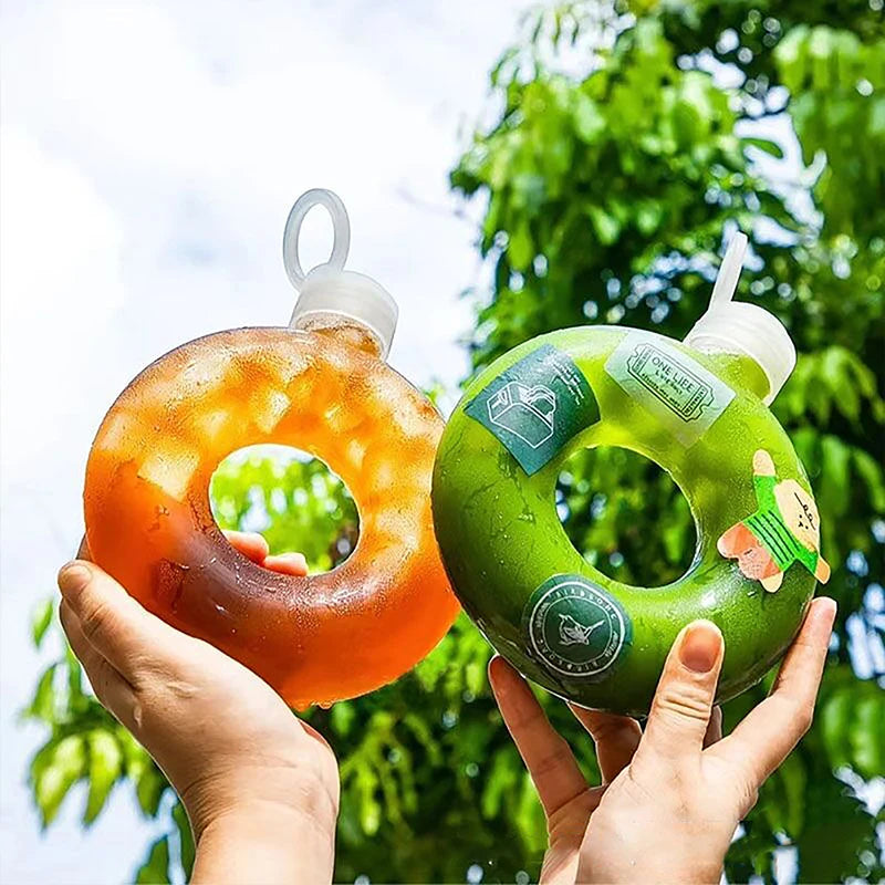 Creative Cute Round Plastic Water Bottle Straw Cup Outdoor Sports Portable Water Cup Girls Anti-fall Summer Drink Cup