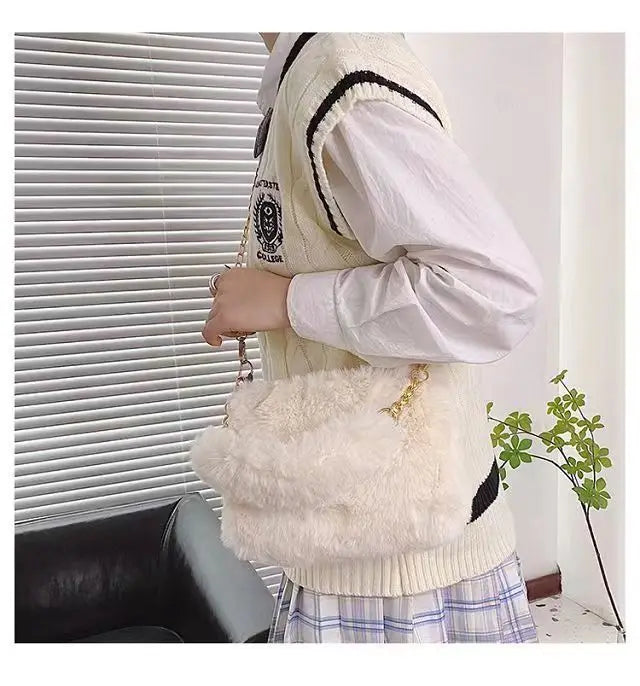 Autumn And Winter Plush Handbag For Woman New Small Chain Crossbody Bag Fashion Small Square Bag Single Shoulder Bag