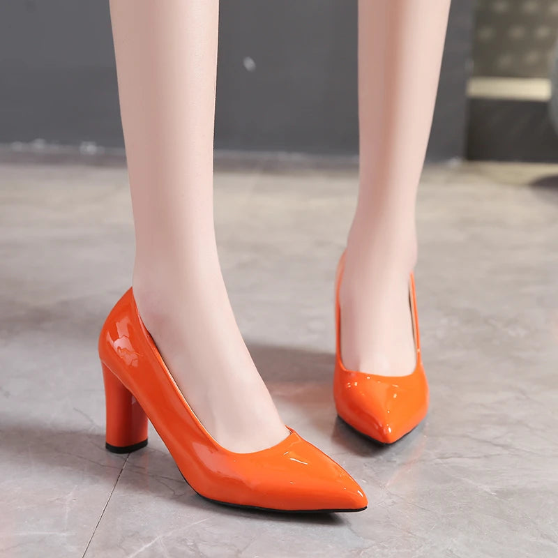 2024 Summer New Outwear Women's Large Heels Pointed Solid Color Light Mouth Versatile Comfortable Single Shoes for Women
