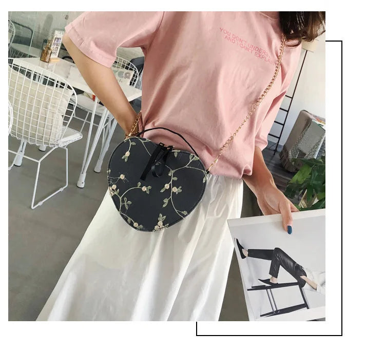 Female Sweet Lace Heart Round Handbags High Quality PU Leather Cross Body Bags for Women Small Fresh Flower Chain Shoulder Bags