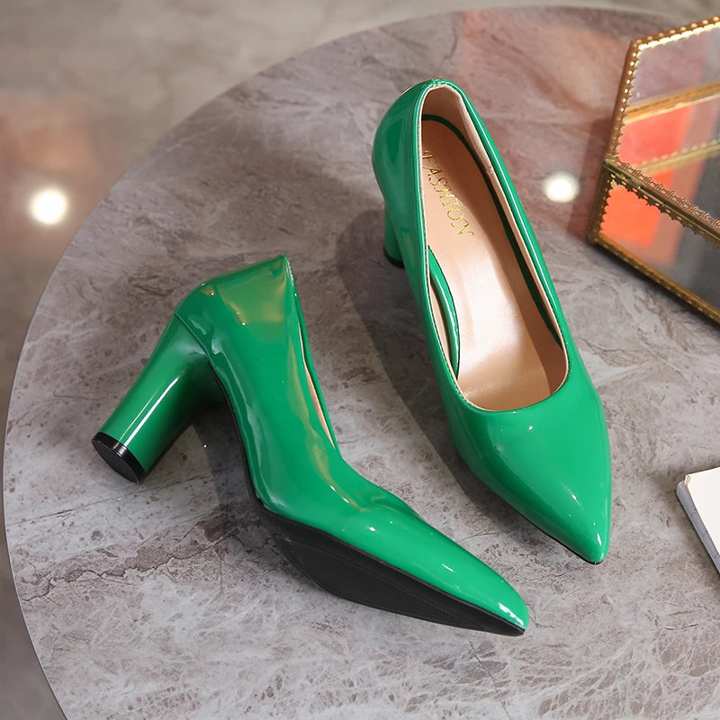 2024 Summer New Outwear Women's Large Heels Pointed Solid Color Light Mouth Versatile Comfortable Single Shoes for Women