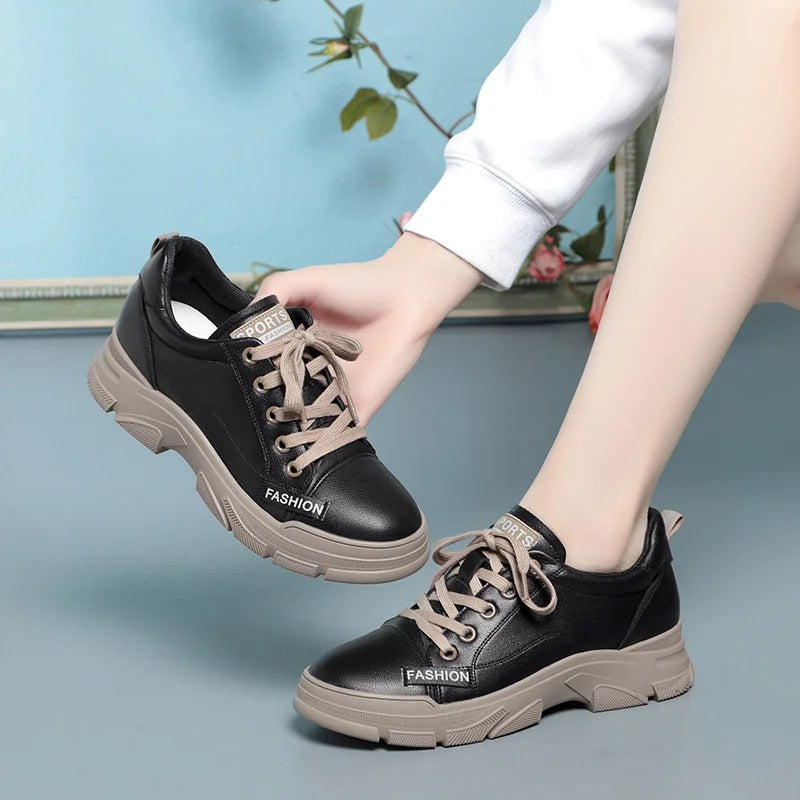 2024 Spring Non-slip Soft Leather Sneaker Trekking Footwear New Women's Thick-soled Lace-up Leisure Skateboard Sports Shoes
