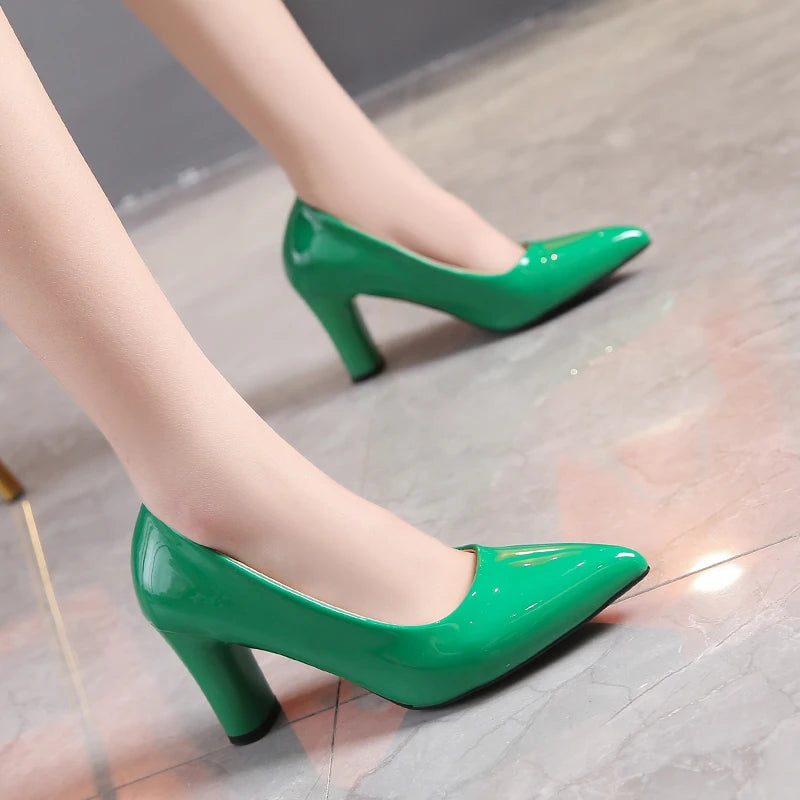 2024 Summer New Outwear Women's Large Heels Pointed Solid Color Light Mouth Versatile Comfortable Single Shoes for Women