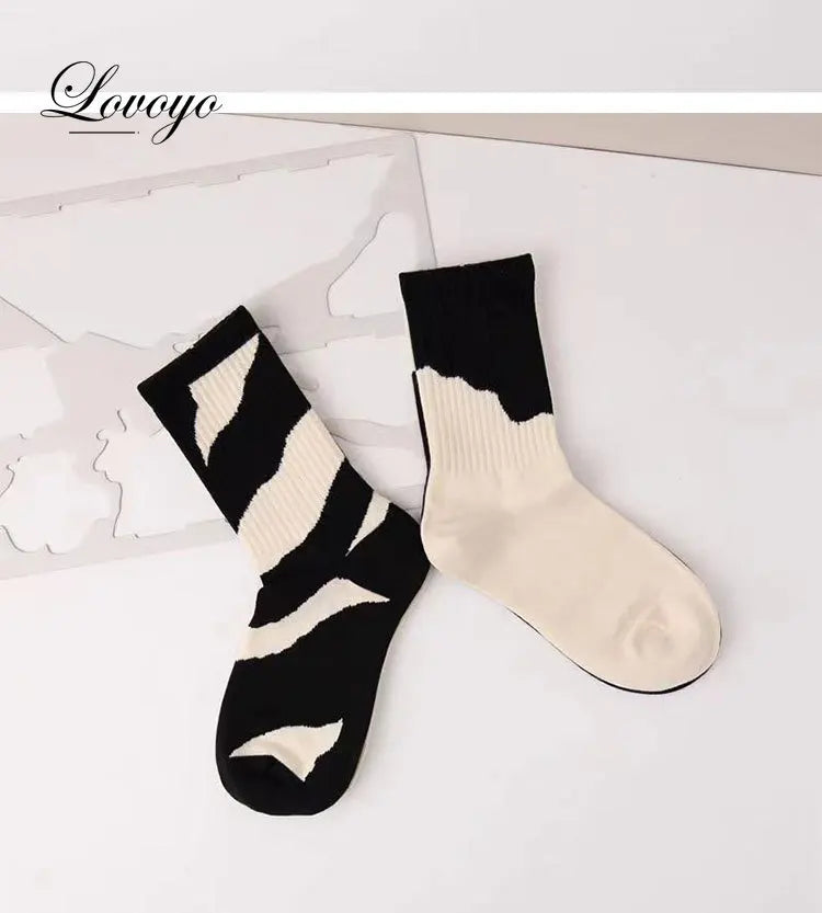 INS Fashion Socks Hip Hop Skateboard Striped Mid Tube Socks Solid Color Breathable Cotton Sock Women Cute Socks