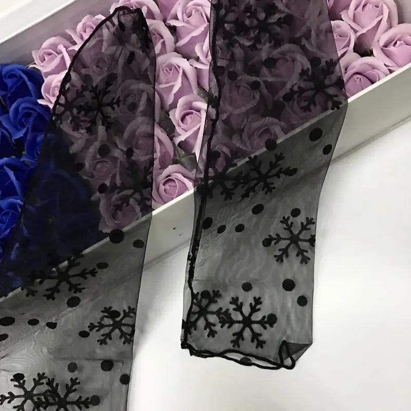 Spring and Summer Retro Lace Floral Mesh Women Socks Thin Middle Tube Transparent Sock Women Breathable Silk Ultrathin Sock New